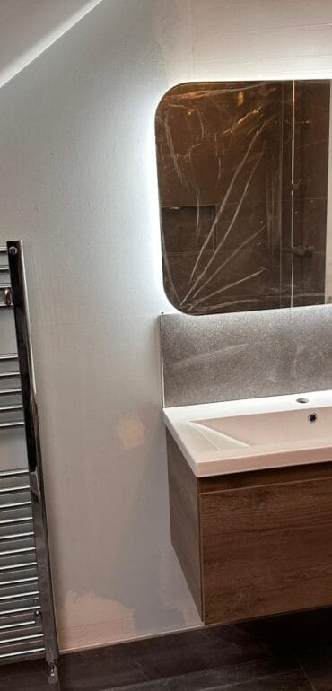 WhatsApp Image 2024-10-29 at 23.28.06 (2)